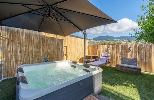 Sanremo Apartment | The Secret Garden - Jacuzzi Privata e Relax a Sanremo