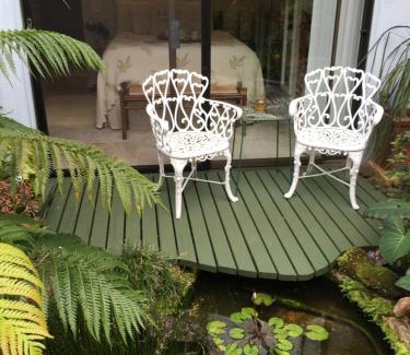 Wailua Homesteads House | The Secret Garden Room