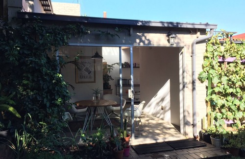 Greater Johannesburg Metropolitan Area Cottage | The Secret Garden Cottage