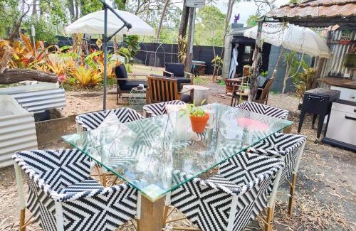 Apple Tree Creek House | The Secret Yard