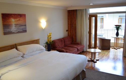 Douglas Promenade Hotel | The Sefton