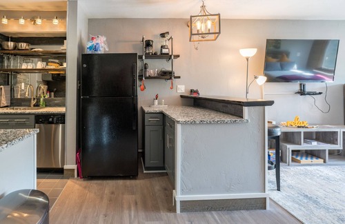 Purgatory Condo | The Serenity Studio (#109) |10 min to Ski Resort - Golf - AC/Pool/Hot Tub