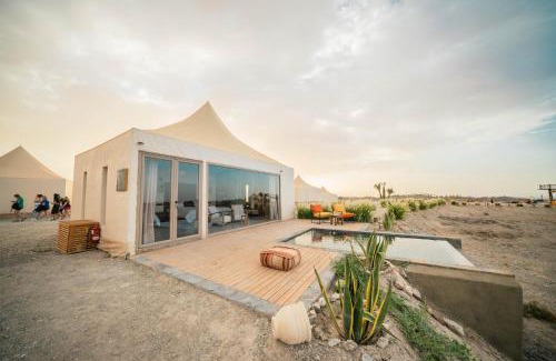 Nzala Cabin | The seven saints - luxury camp - lodges & tents - desert activities