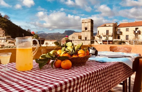 Savoca House | The Seven Views Savoca