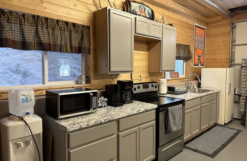 Clearwater County Cabin | The Shabin at Cardiff Spur