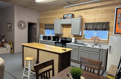 Clearwater County Cabin | The Shabin at Cardiff Spur