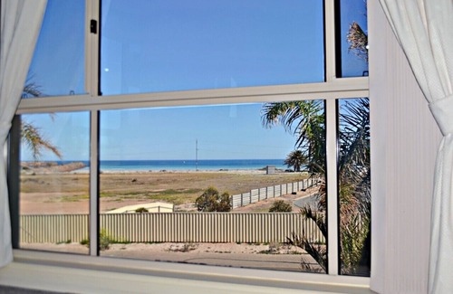 Wallaroo House | 'The Shack' Copper Cove Marina