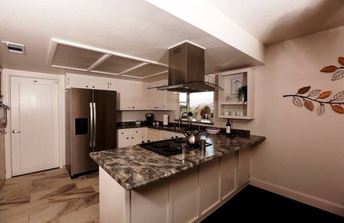 Three Rivers House | The Shady Knoll