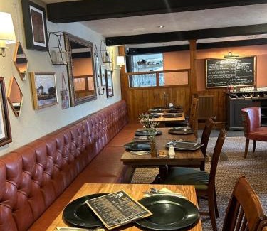 Lutterworth Bed & Breakfast | The Shambles