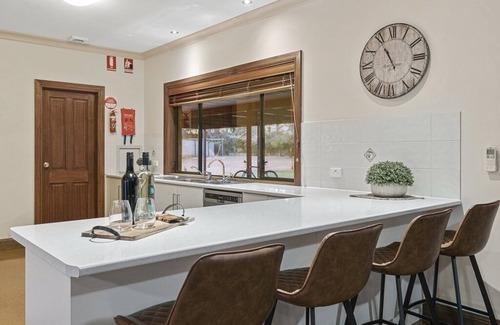 Paringa House | The Shamrock Luxury Retreat