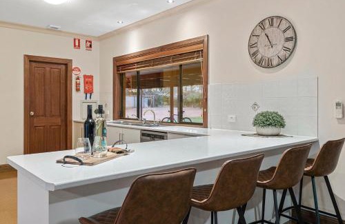 Paringa House | The Shamrock Luxury Retreat