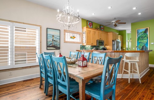 North Myrtle Beach House | The Shanty: Amazing Home on 'the Point' of Cherry Grove at Hog Inlet