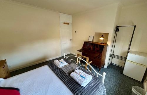 Knutsford House | The Shaw House, 2