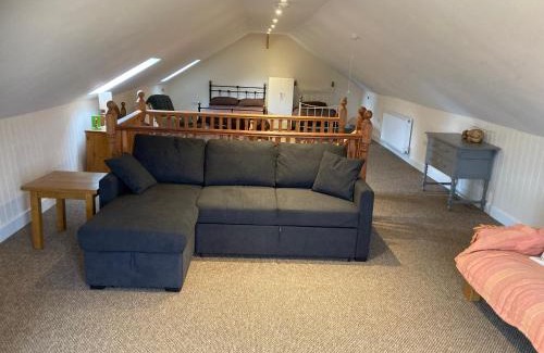 Hethel Apartment | The Shed