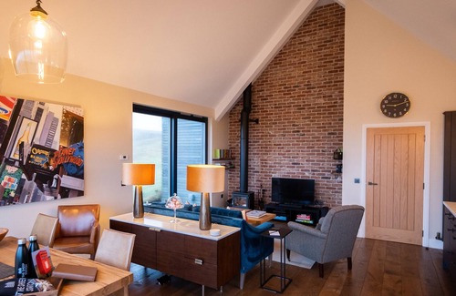 Glen Kyles Cottage | THE SHEEP STATION TWO, romantic, luxury holiday cottage in Leverburgh