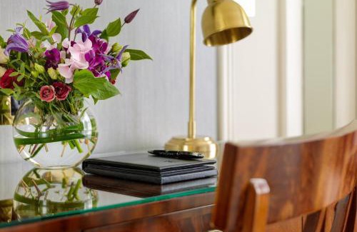 City Centre Dublin Hotel | The Shelbourne, Autograph Collection