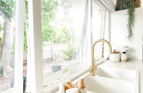 Woorim Villa | The Shell House - a beach romance