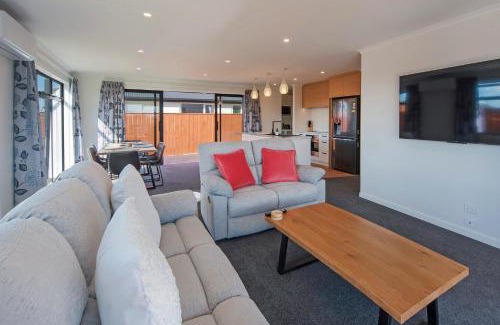 Richmond House | The Shepherds Retreat