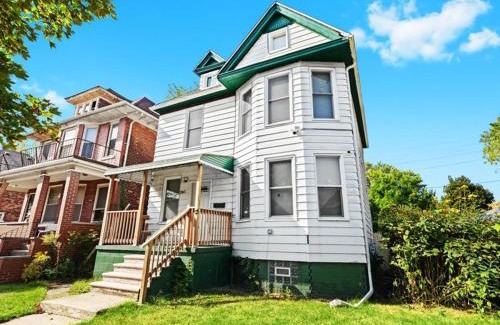 Detroit Apartment | The Sheridan Family Compound