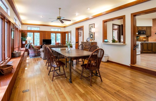 Rolling Wood House | The Shields, Discounted rate for LSU game day!