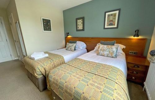 Parkgate Hotel | The Ship