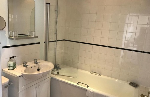 New Forest District Hotel | The Ship Inn