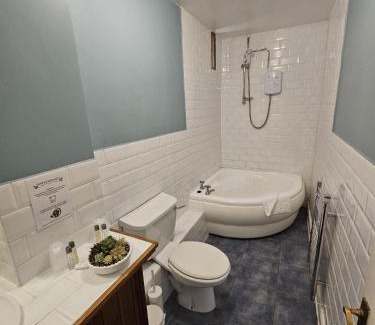 Oundle Hotel | The Ship Inn