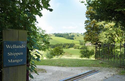 Axminster House | The Shippen