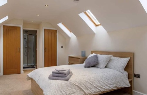 Denby Dale House | The Shire