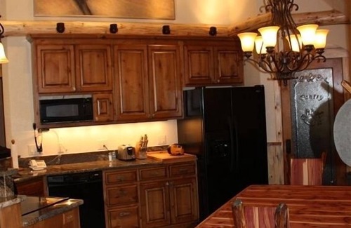 Trout Creek Cottage | The Shire of Montana. a luxury Vacation Rental