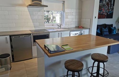 Richmond House | The Shoemaker's Cottage
