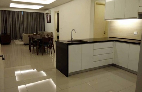 Bunga Paya Pantai Apartment | The Shore Apartment @ Melaka River