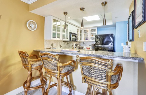 Redington Shores Condo | The Shores 103 Lovely Updates | Next to POOL | Beachfront Condo!