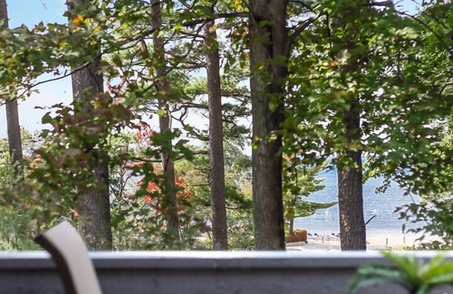 Acme Condo | The Shores Lake Views Condo Unit 5693