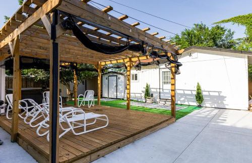 Central City House | The Short Stop