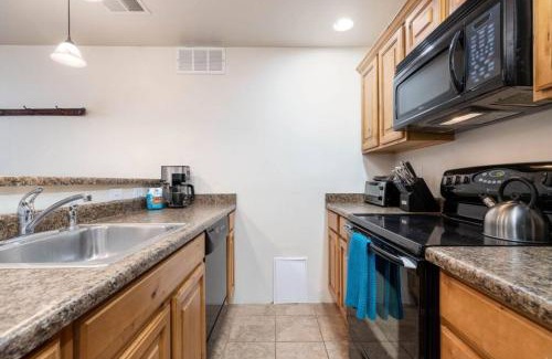 Cottonwood Heights House | The Shredders Shanty Close to Ski Resorts
