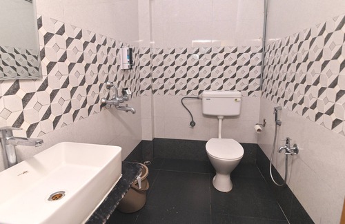 Sibsagar Hotel | The Siam Hotel