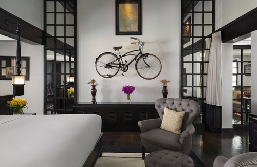 Wachira Phayaban Hotel | The Siam