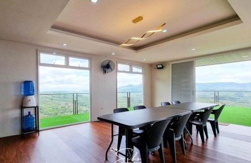 Arakan Villa | The SIBS' Misty Porch - Entire Villa