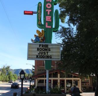 Durango Hotel | The Siesta Motel