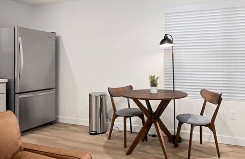 Morton Apartment | The Silo 1 - 1BD Traveler's Haven