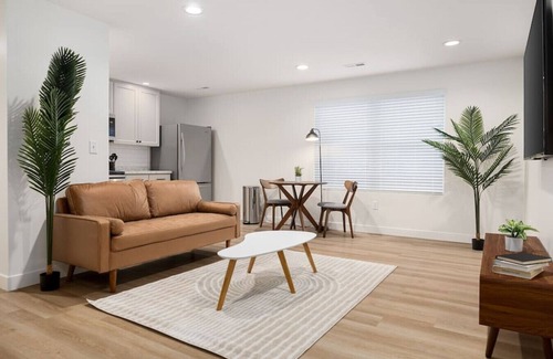 Morton Apartment | The Silo 1 - 1BD Traveler's Haven