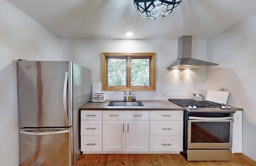 Tiny House | The Silver Birch Beach Retreat
