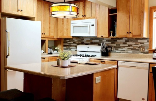 Grand Junction Cottage | The Silver Lake View Cottage Get-Away