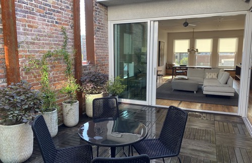 Downtown Asheville Apartment | The Sinclair: 301: Modern Urban Luxe: a new quality modern home