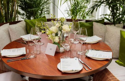Orchard Hotel | The Singapore EDITION