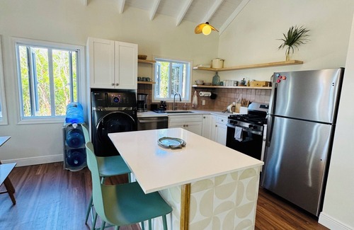 Gregory Town House | The Sip Sip Cottage.