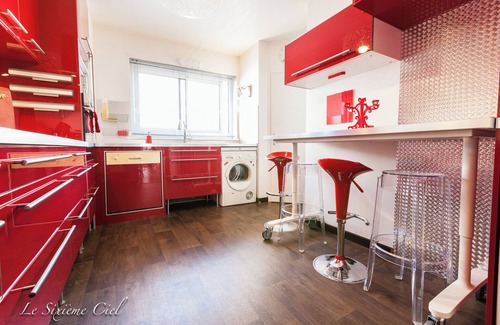 Moliere Vauban Apartment | ★ The Sixième Ciel ★ 70 m² with Balcony & Parking - central LYON ❤️