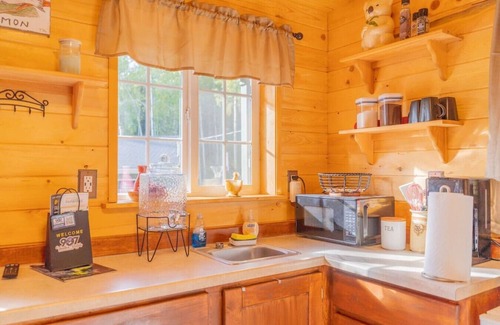 College Cabin | The Skarland Trail Cabin