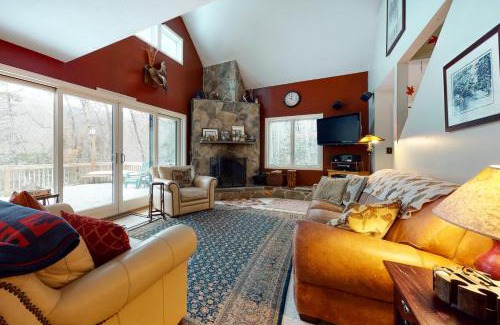 Jackson House | The Ski Haus